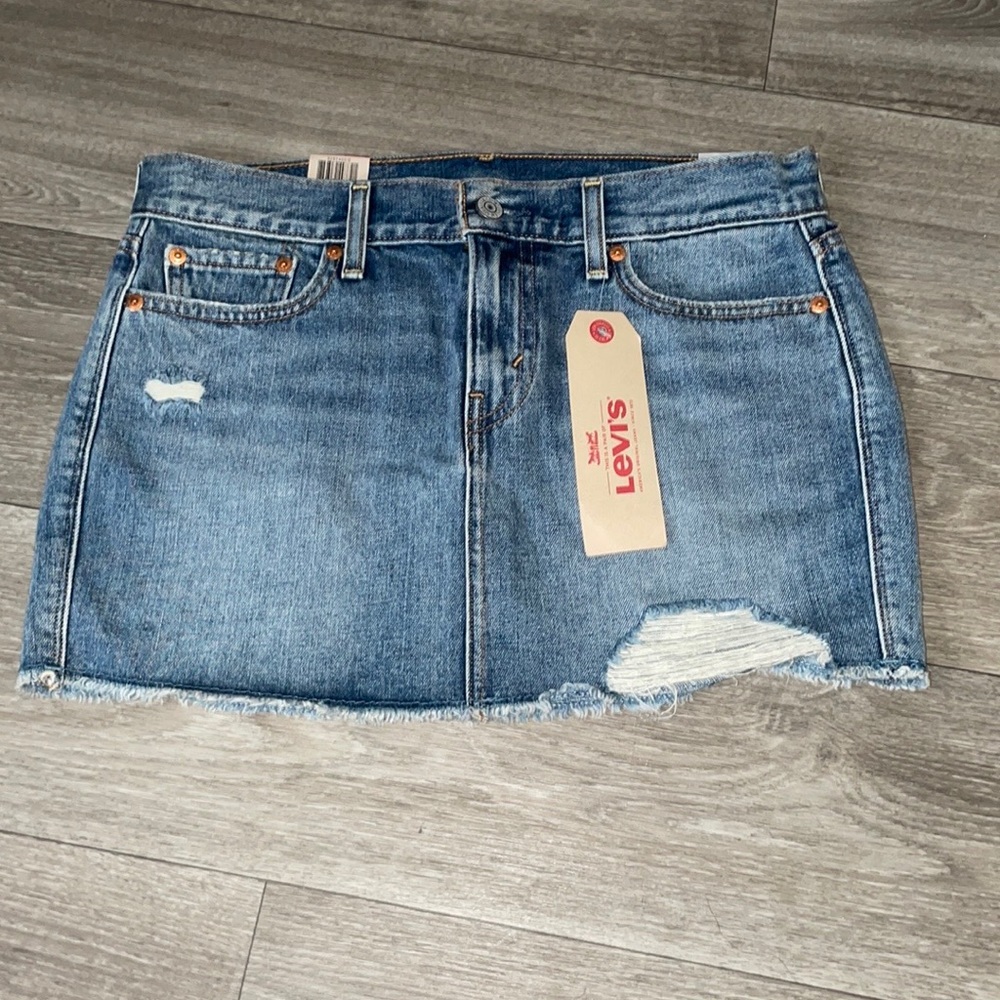 Brand new Levi’s jean skirt